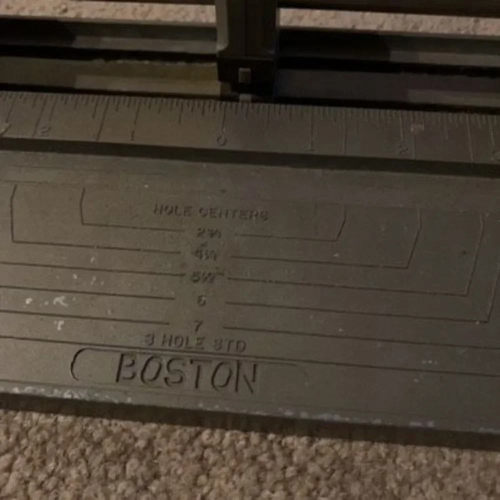 Boston Heavy Duty 3 Hole Punch